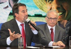Ministro Gilberto Occhi e presidente da Codevasf, Felipe Mendes